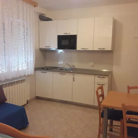 Villa Ferias Apartman Trogir